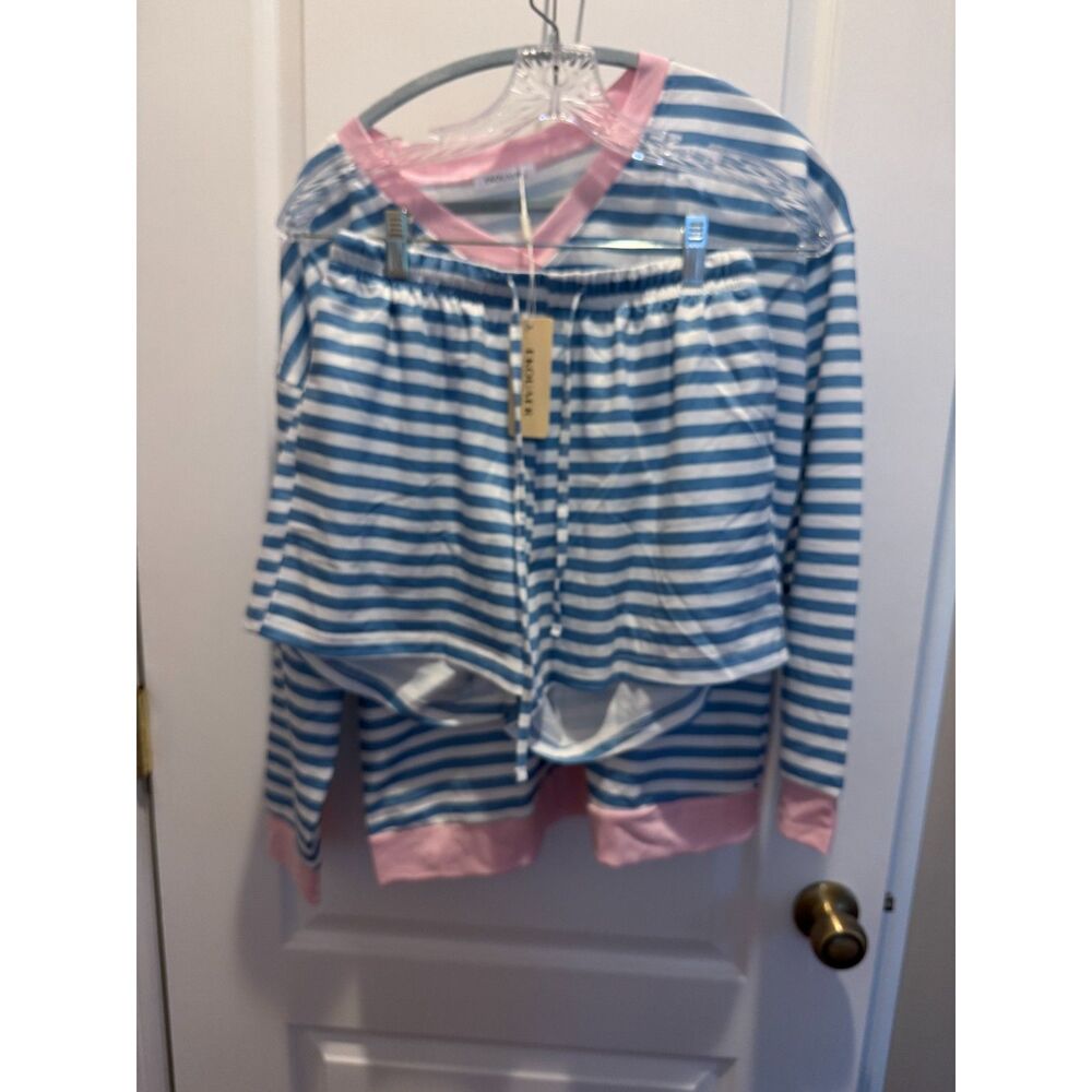 NWT Ekouaer Blue & White Striped Lounge Set with Pink Trim